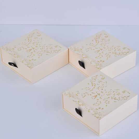 Butterfly-Themed Jewelry Gift Boxes – 7.5cm Off-White Custom Jewelry Drawer Storage Paper Box