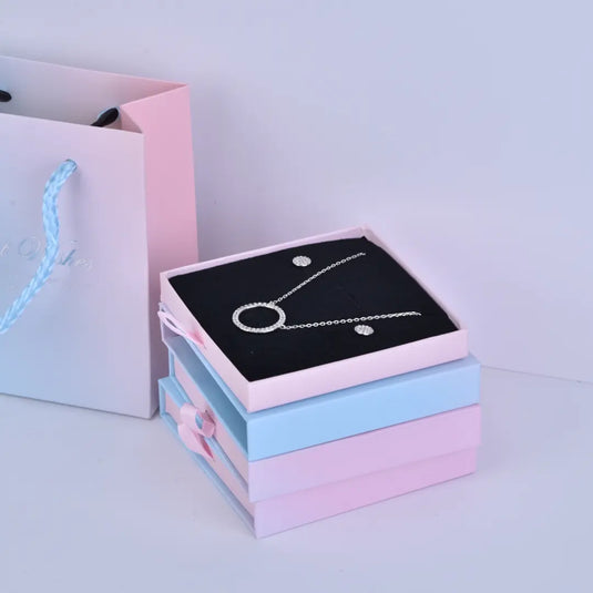 Gradient Pink Jewellery Storage Box – 8x8x1.7cm Elegant Paper Gift Packaging &amp; Display Gift Boxes