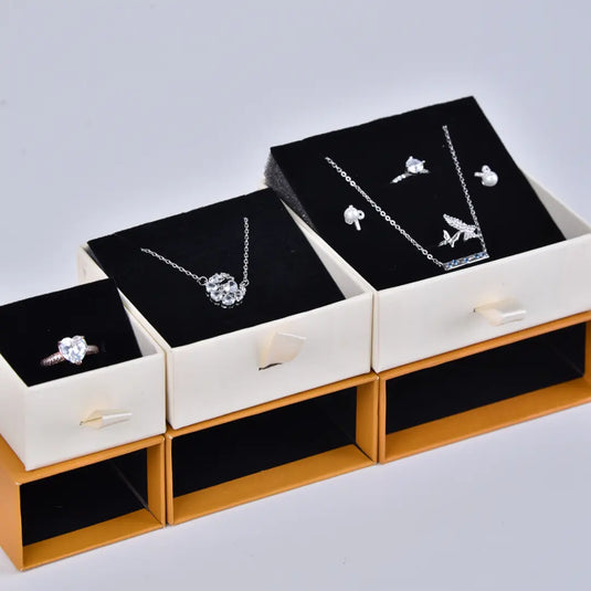 Antique Bronze Sliding Jewelry Box – 5x5x3.5cm Rigid Cardboard Sliding Jewellery Gift Box